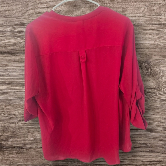 Torrid Vibrant Red Blouse, Size 1 (1X) With Tabbed Sleeves - Picture 3 of 6
